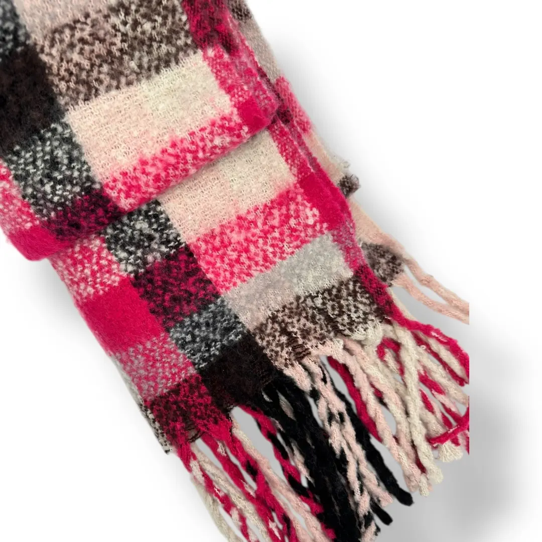 Featured image for “Quadri Fucsia”