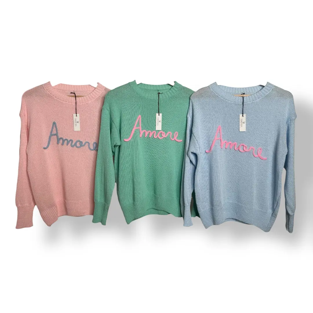 Featured image for “Maglioncino Amore”